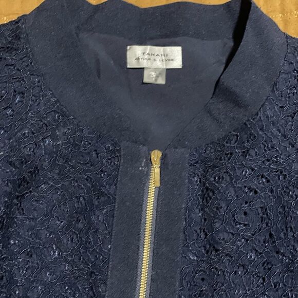 Tahari Arthur S Levine NWT 18 blue lace Bomber jacket gold zipper - Picture 5 of 15